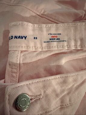 Old Navy Curvy Wide Leg High-Rise Jeans - Pale Pink - size 22